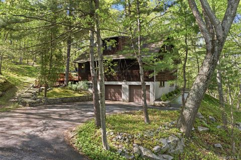 Tiny photo for 8 Upper Shad Road, Pound Ridge, NY 10576 (MLS # 997949)