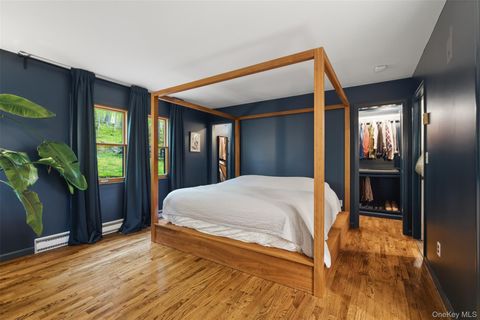 Tiny photo for 8 Upper Shad Road, Pound Ridge, NY 10576 (MLS # 997949)