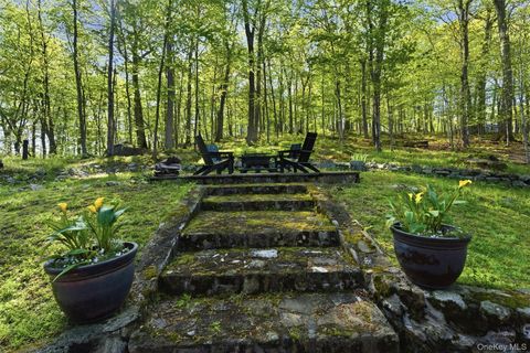 Tiny photo for 8 Upper Shad Road, Pound Ridge, NY 10576 (MLS # 997949)