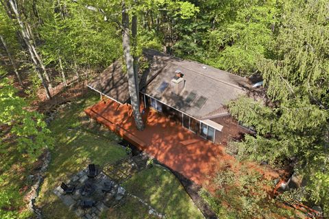 Tiny photo for 8 Upper Shad Road, Pound Ridge, NY 10576 (MLS # 997949)
