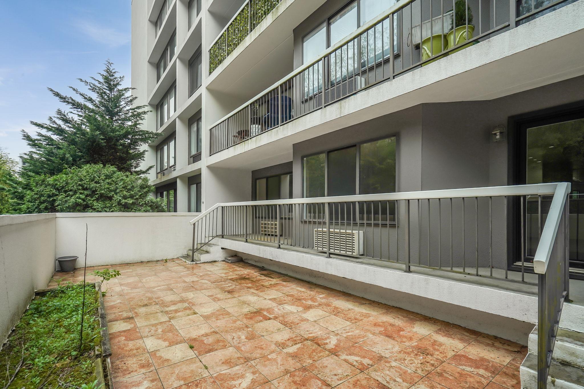 300 High Point Drive #313, Hartsdale, New York image 15