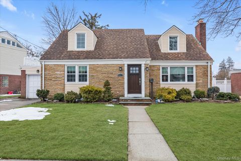 Homes For Sale - 227 Concord Avenue<br/> West Hempstead, NY 11552