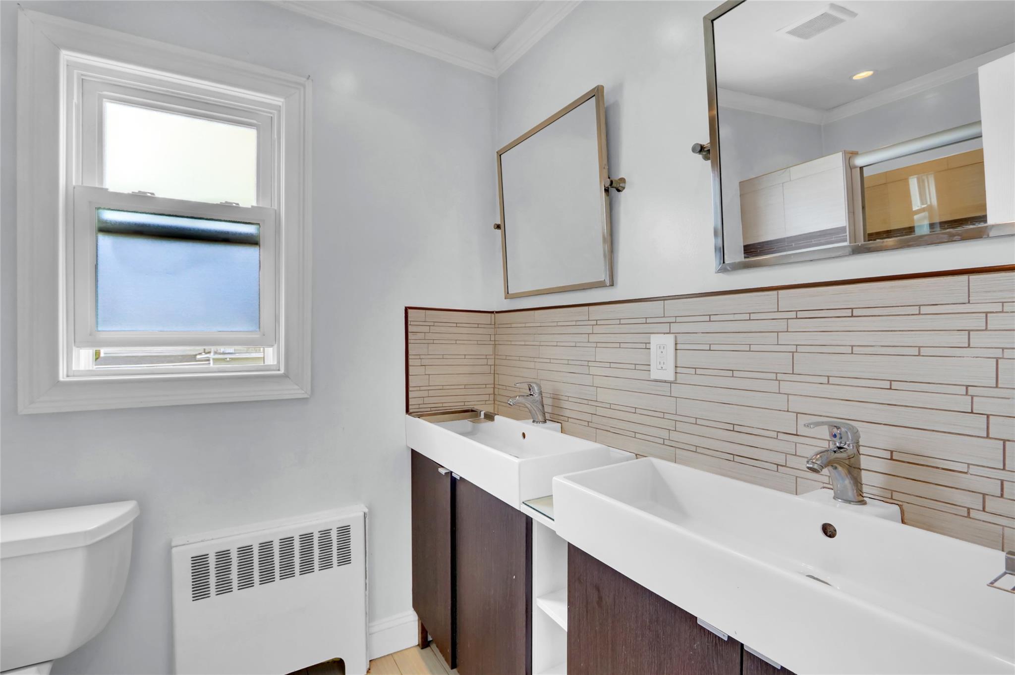 405 Miller Avenue, Freeport, New York image 10