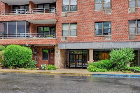 Homes For Sale - 70 Barker Street #200<br/> Westchester County, Mount Kisco, NY 10549