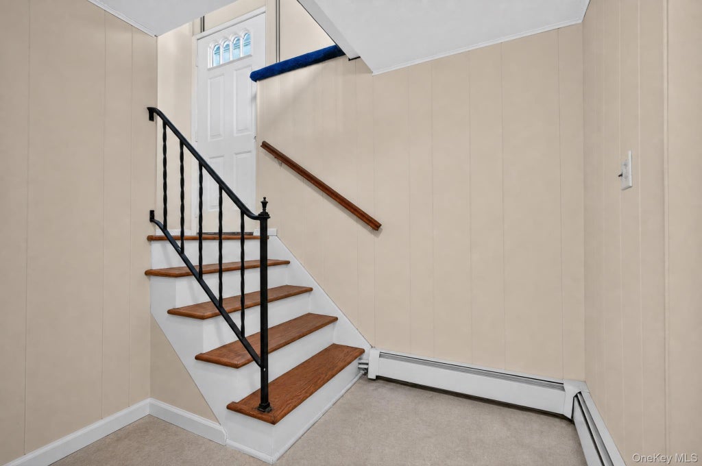 Photo of 956 Annadale Road, Staten Island, NY 10312 (MLS # 1051168)