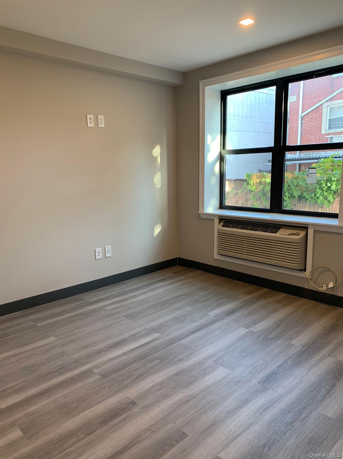 3417 103rd Street 103+P6