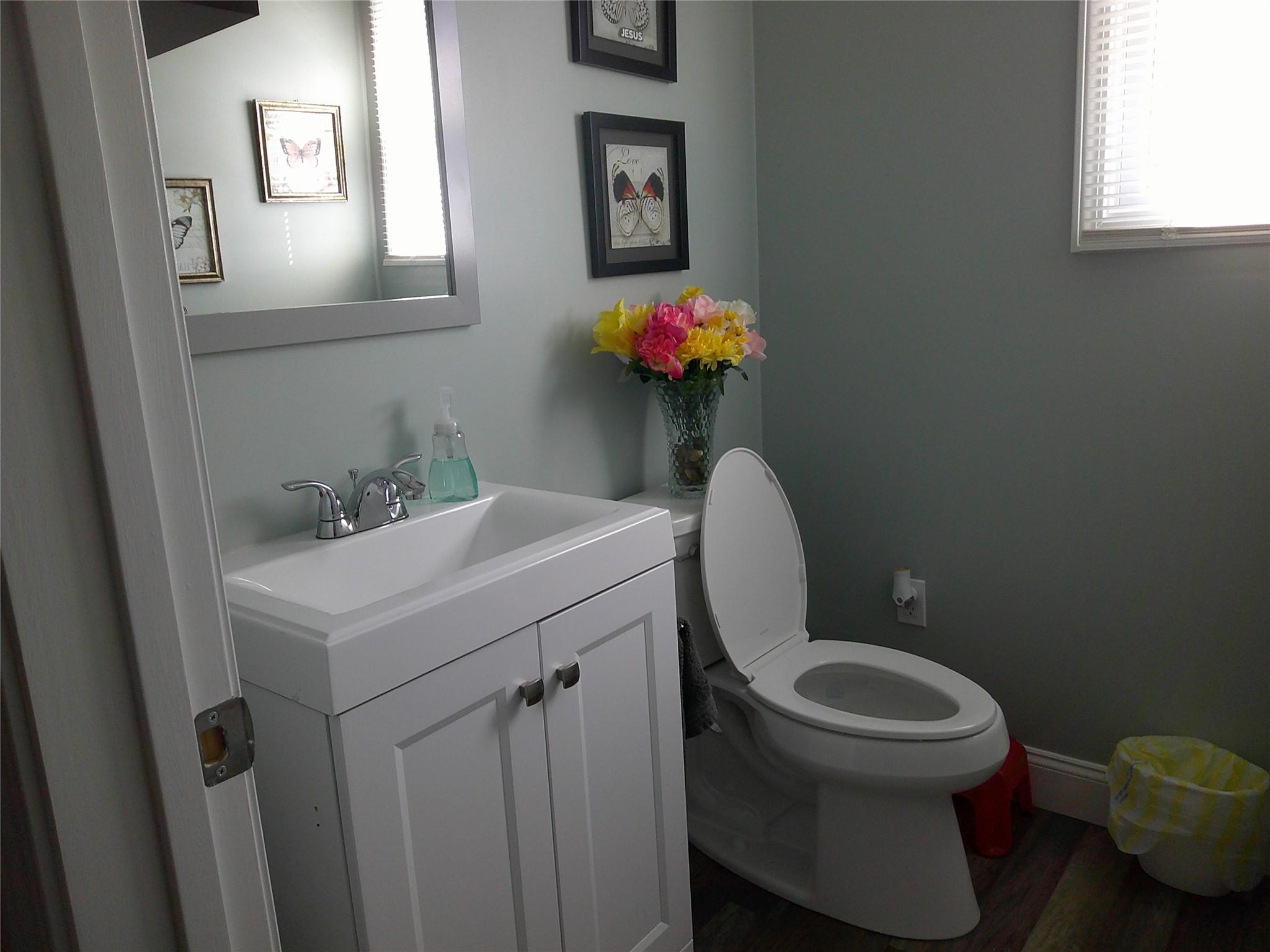 2 Lafayette Drive, Shirley, New York image 6