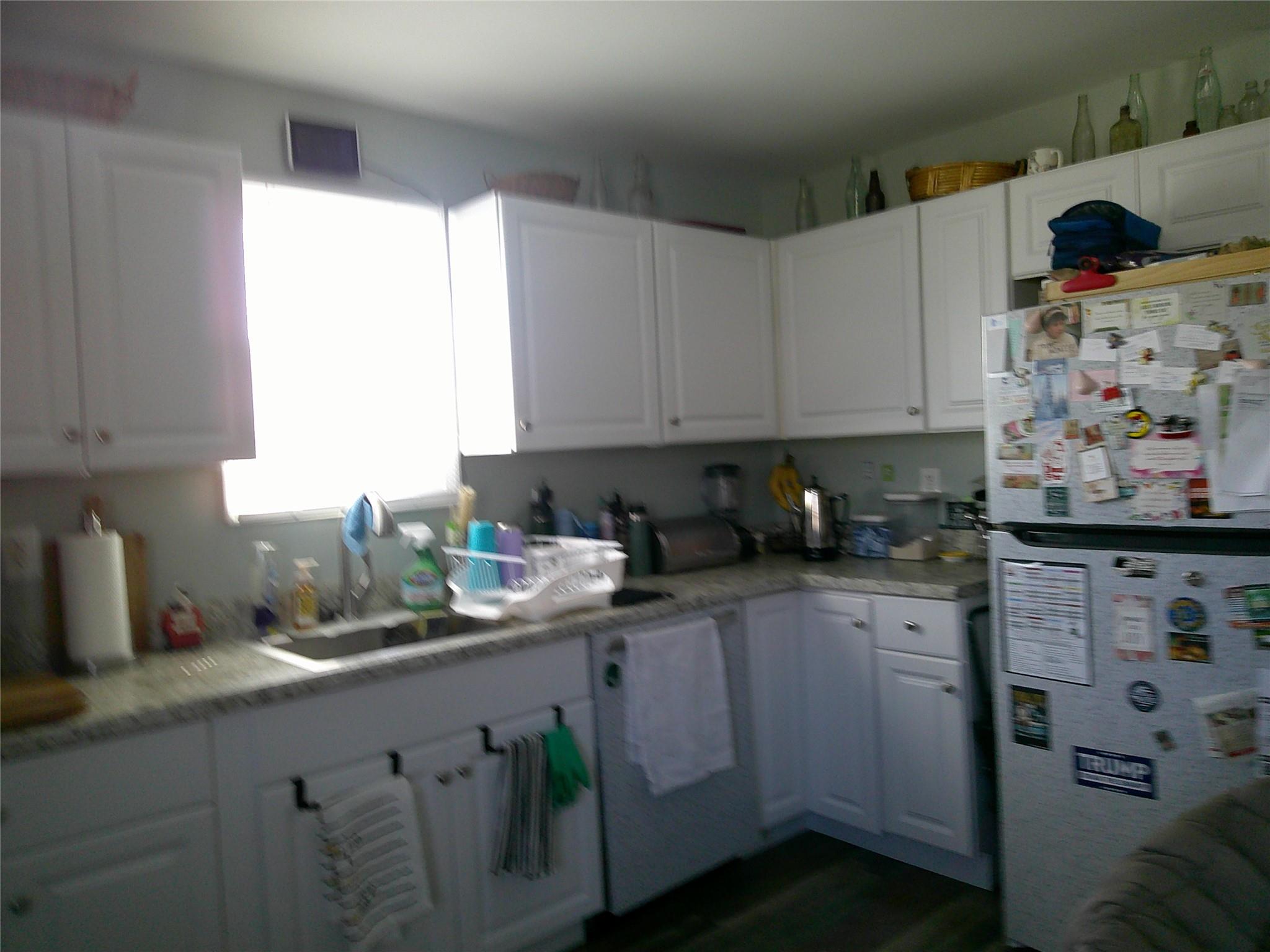 2 Lafayette Drive, Shirley, New York image 5