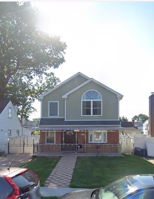188 Warwick Road, Elmont, New York image 1