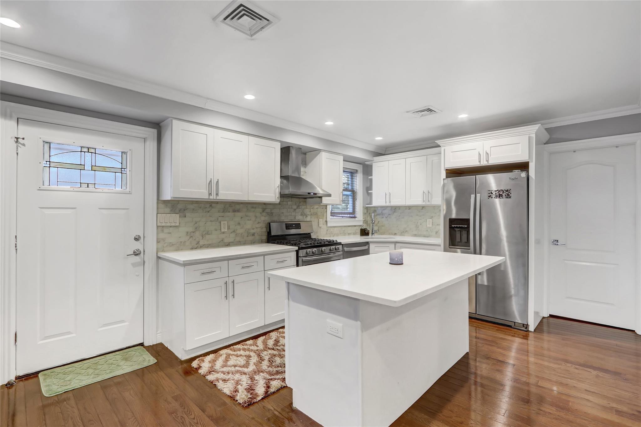 188 Warwick Road, Elmont, New York image 11