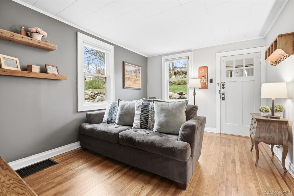 Photo of 77 Montrose Drive, Carmel, NY 10512 (MLS # 988852)