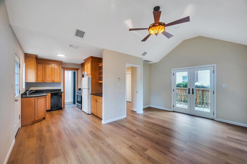 22 Forestview Drive, Ronkonkoma, Virginia image 12