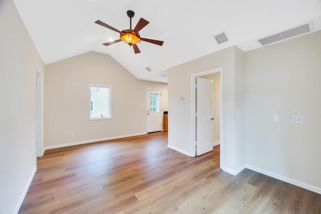 22 Forestview Drive, Ronkonkoma, Virginia image 15