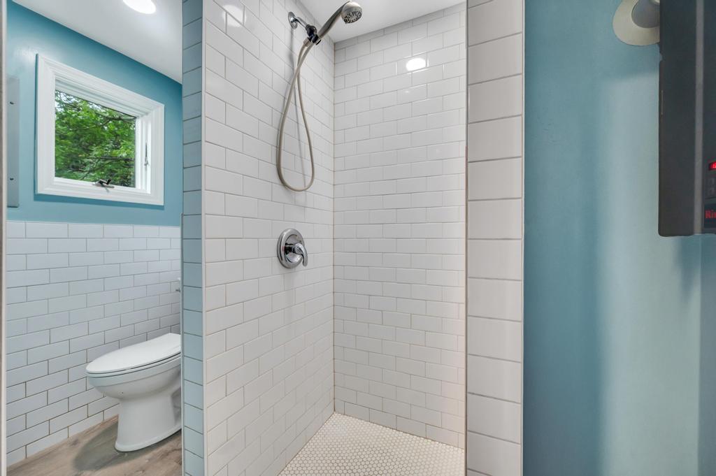 22 Forestview Drive, Ronkonkoma, Virginia image 19