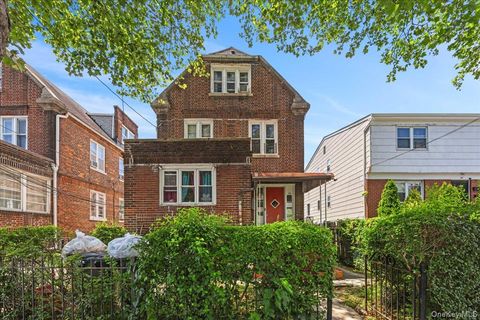 Multifamily For Sale - 32 S 8th Avenue<br/> Mount Vernon, NY 10550