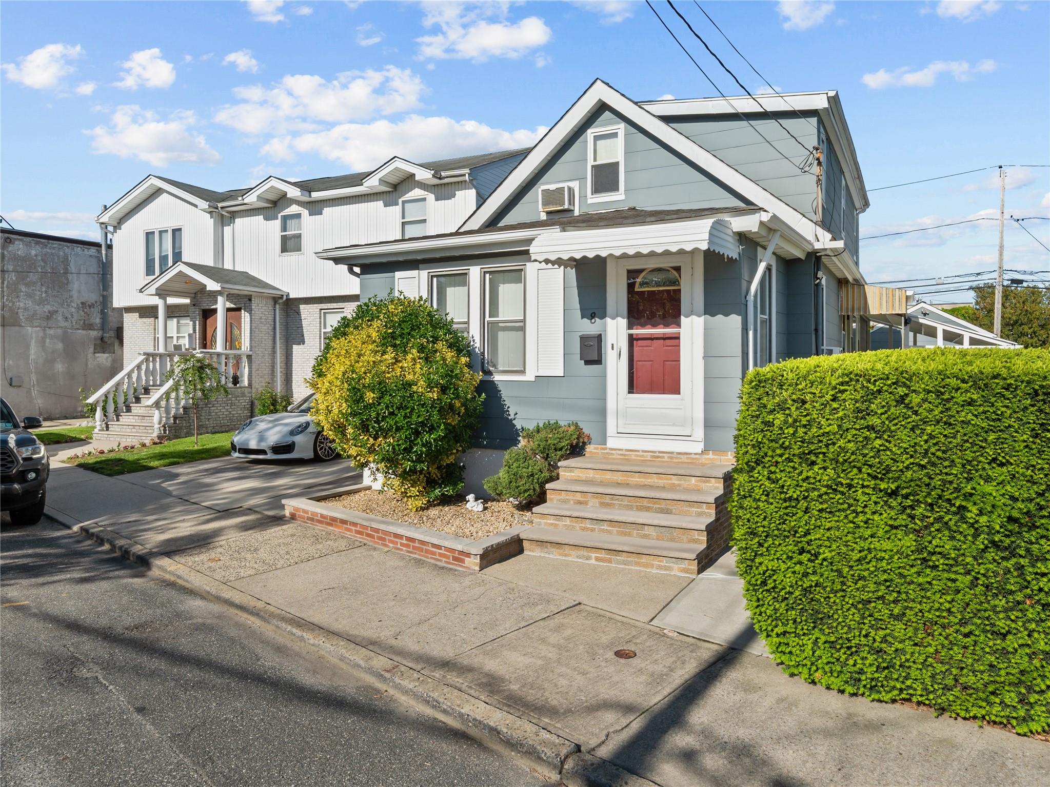 8 Savoy Avenue, Elmont, New York image 4
