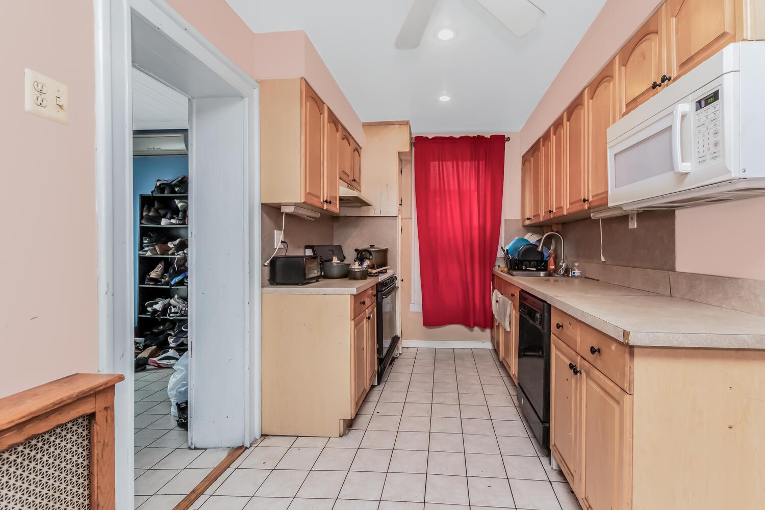 235 Quincy Avenue, Bronx, New York image 7