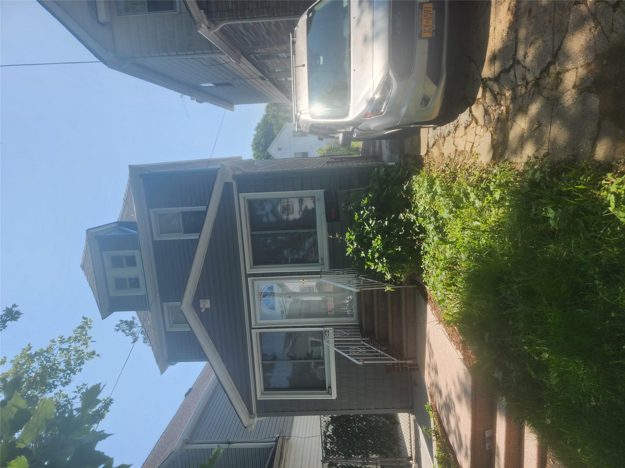 201st Street, Hollis, Queens, NY - 4 Bedrooms  
3 Bathrooms  
12 Rooms - 