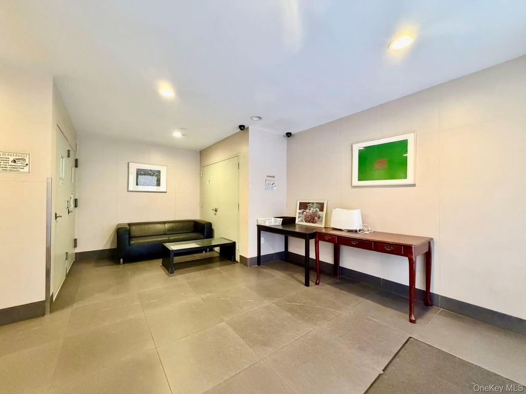Photo of 90-16 Whitney Avenue #4B, Elmhurst, NY 11373 (MLS # 955068)