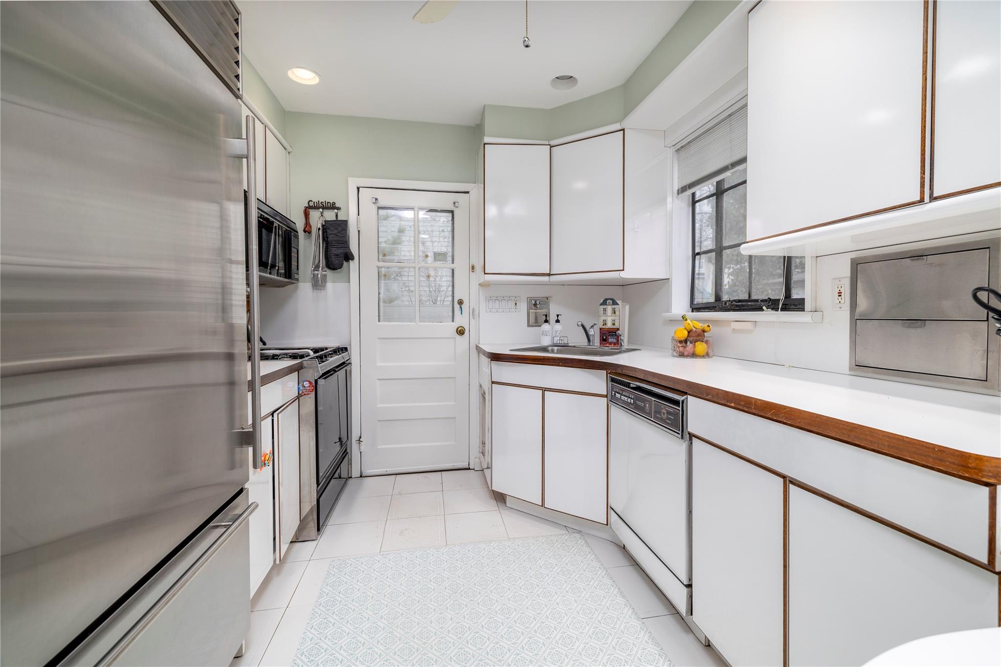 5 Shelton Court, Rockville Centre, New York image 6