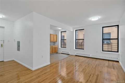 Homes For Sale - 2023 Belmont Avenue #5A<br/> Bronx, NY 10457