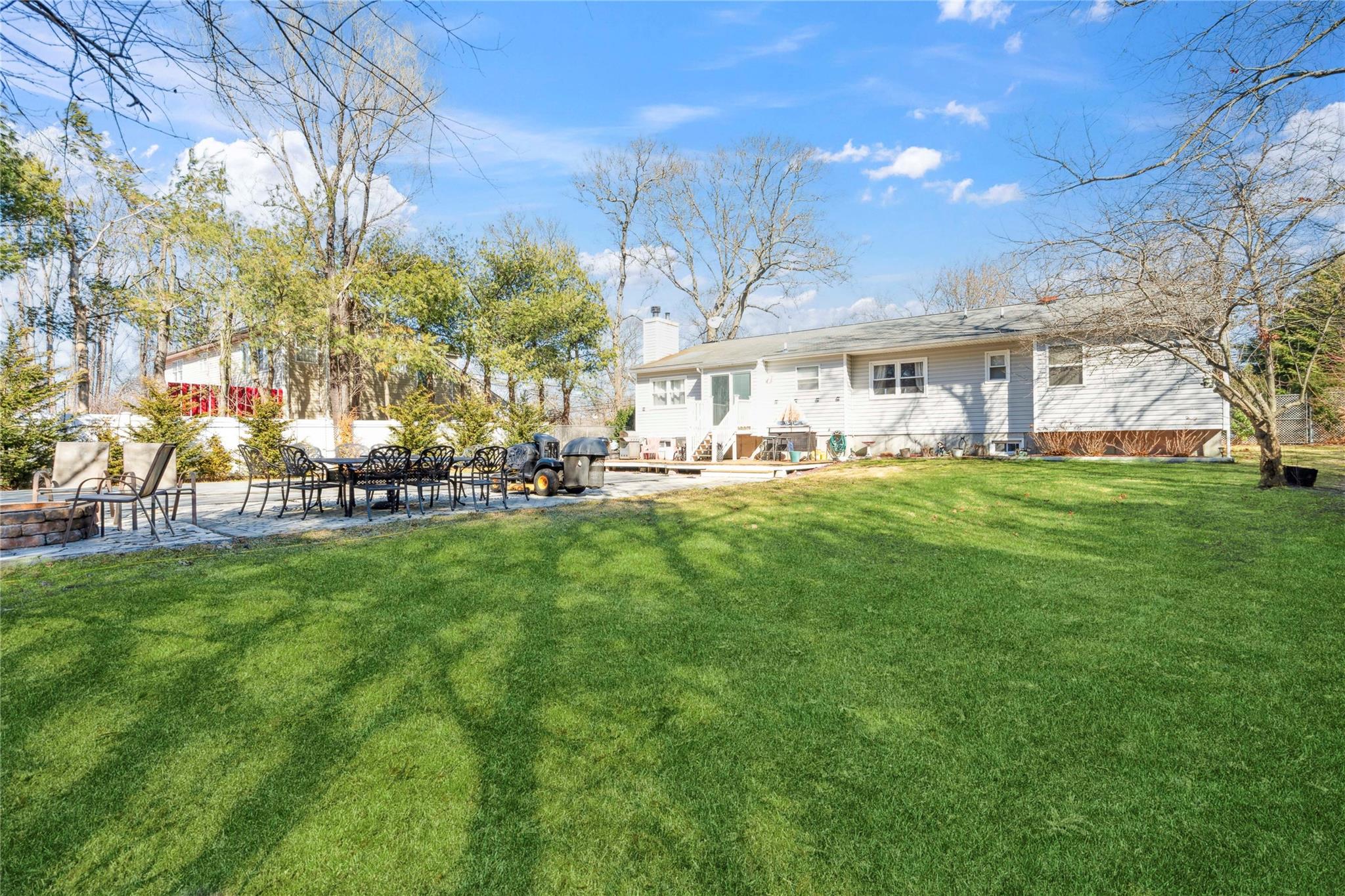 26 S Howell Avenue, Centereach, New York image 37