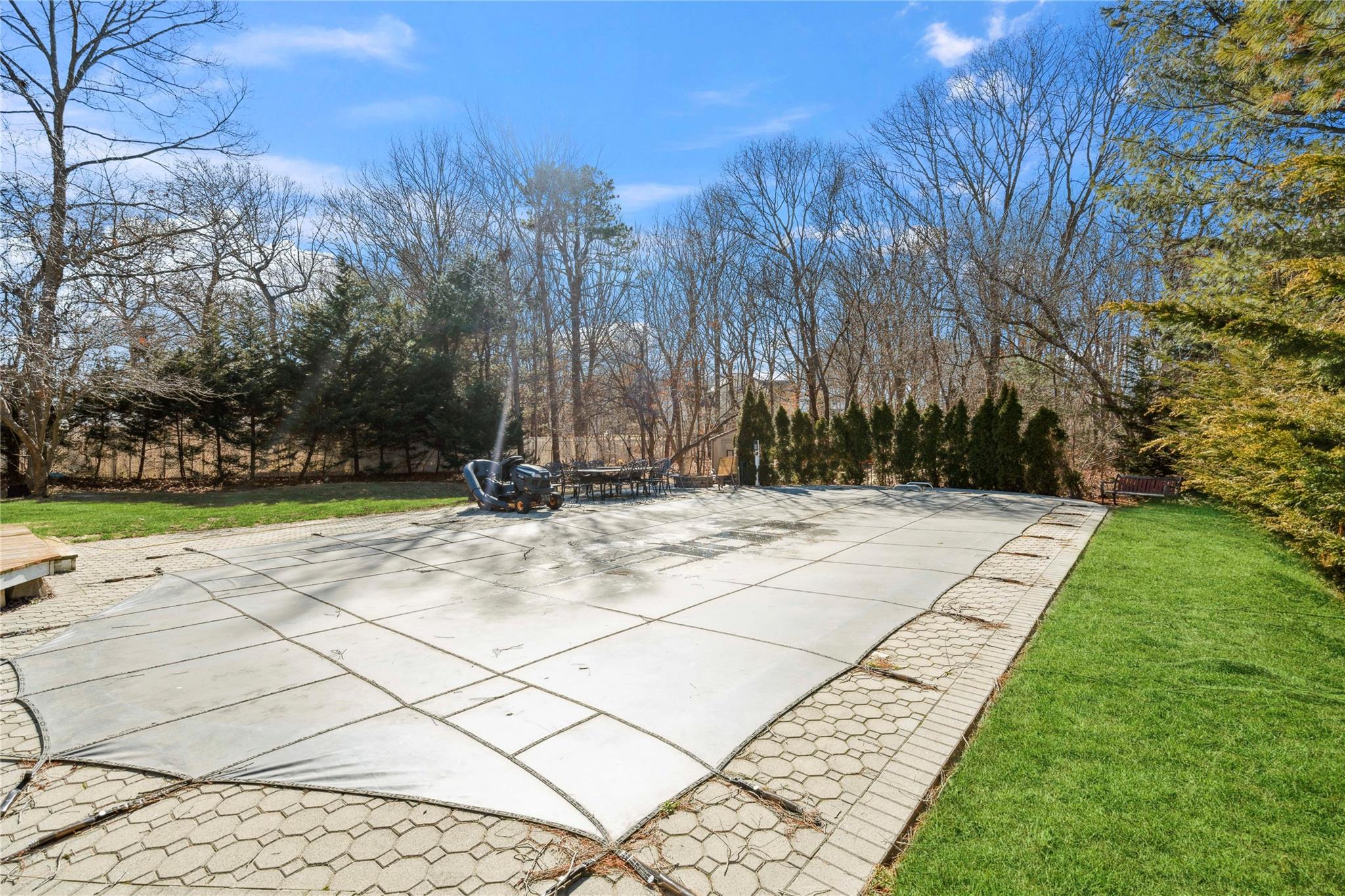 26 S Howell Avenue, Centereach, New York image 33