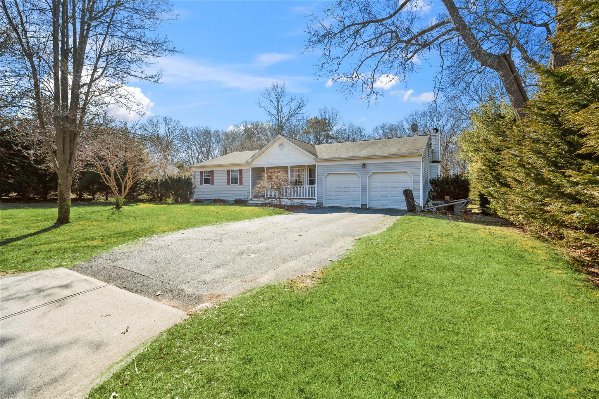 26 S Howell Avenue, Centereach, New York image 3