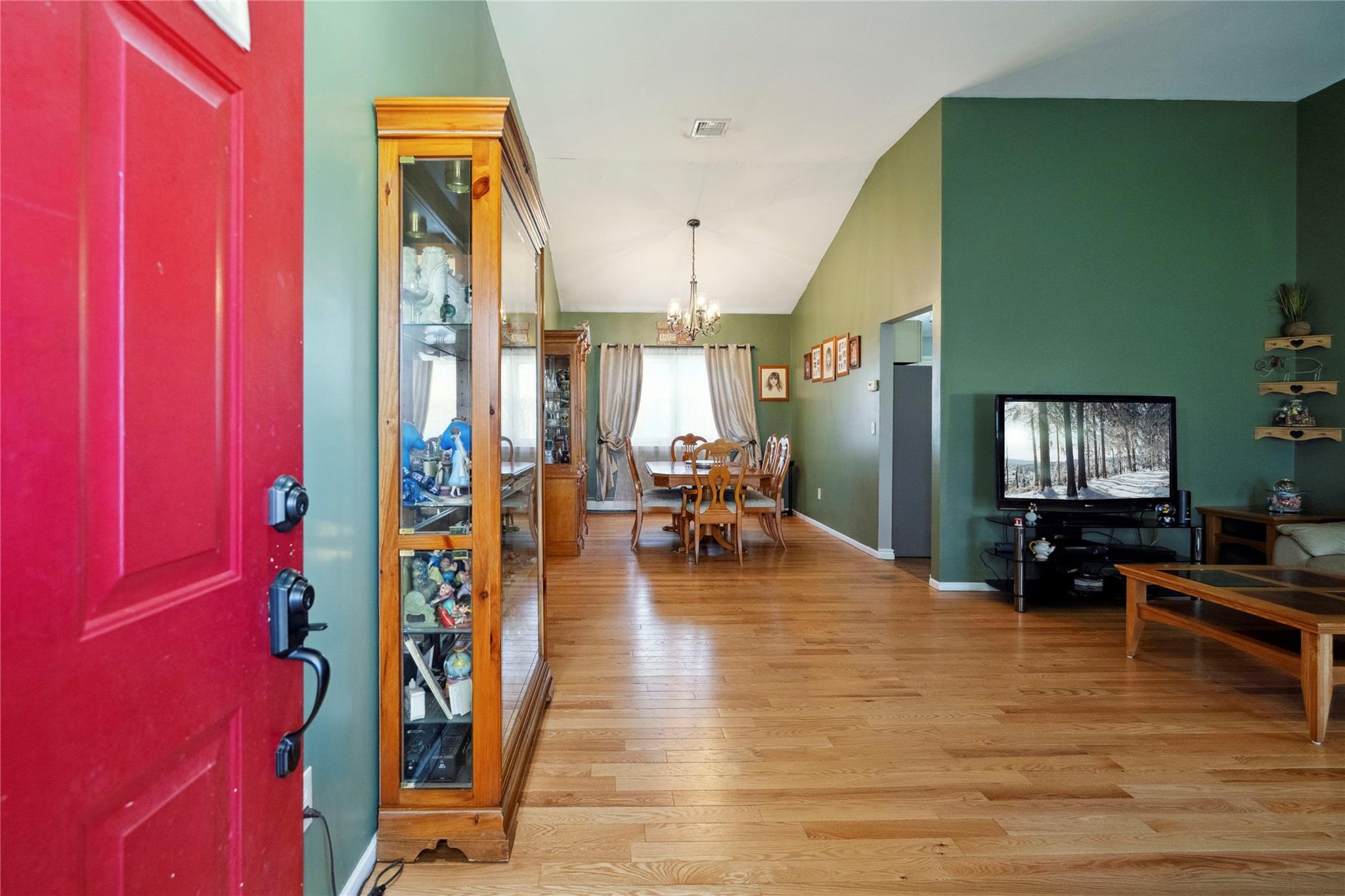 26 S Howell Avenue, Centereach, New York image 6