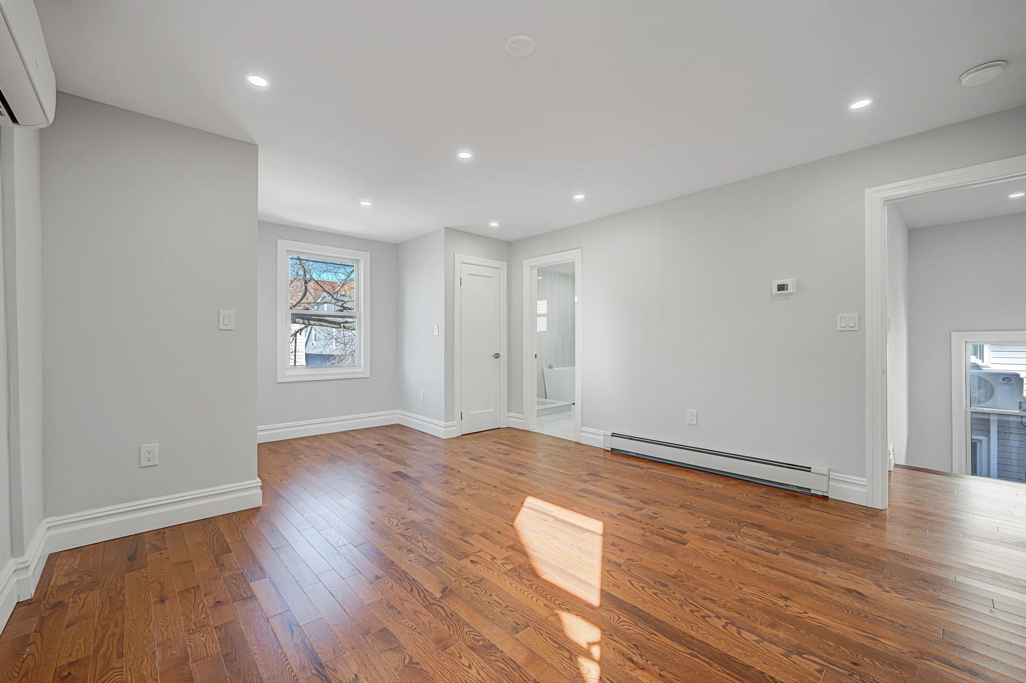 20 Colonial Road, Floral Park, New York image 15