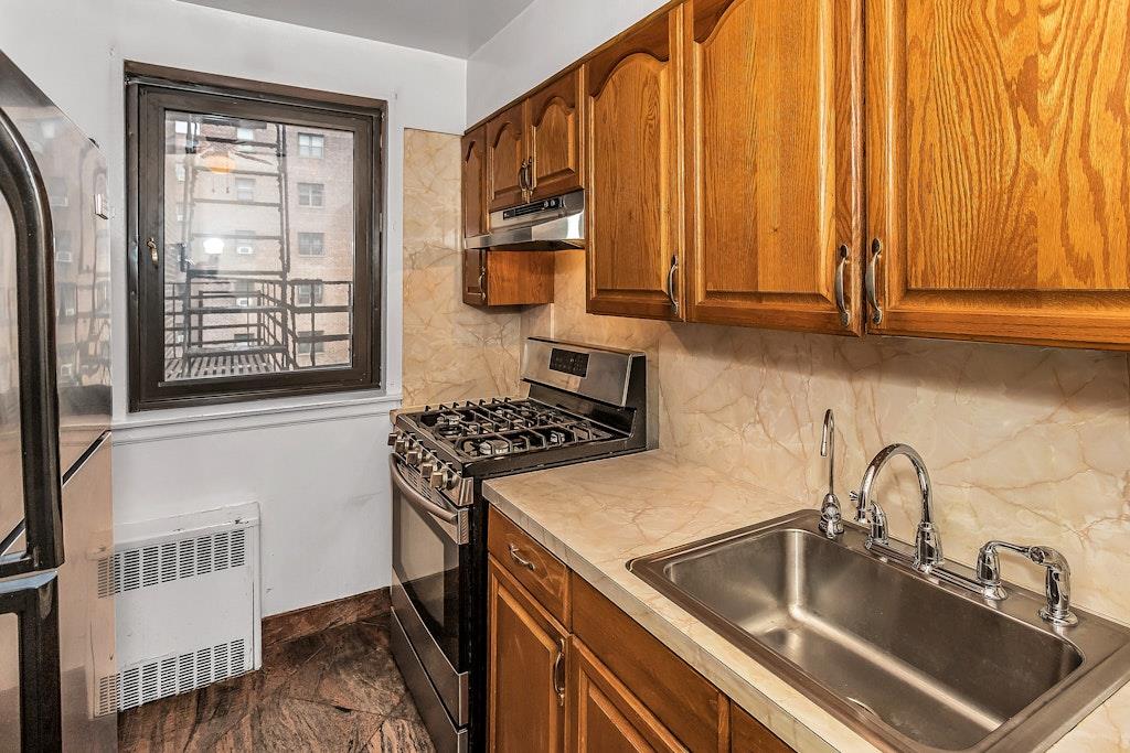 87-40 Francis Lewis Boulevard #B38, Queens Village, New York image 5