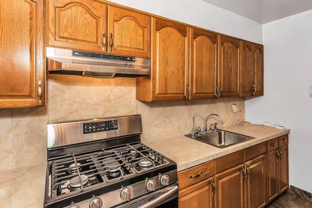 87-40 Francis Lewis Boulevard #B38, Queens Village, New York image 7