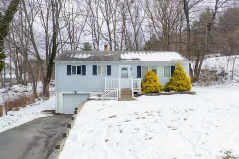 96 Duelk Avenue Monroe NY 10950