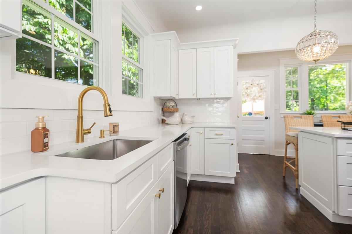 16 Lamarcus Avenue, Glen Cove, New York image 11