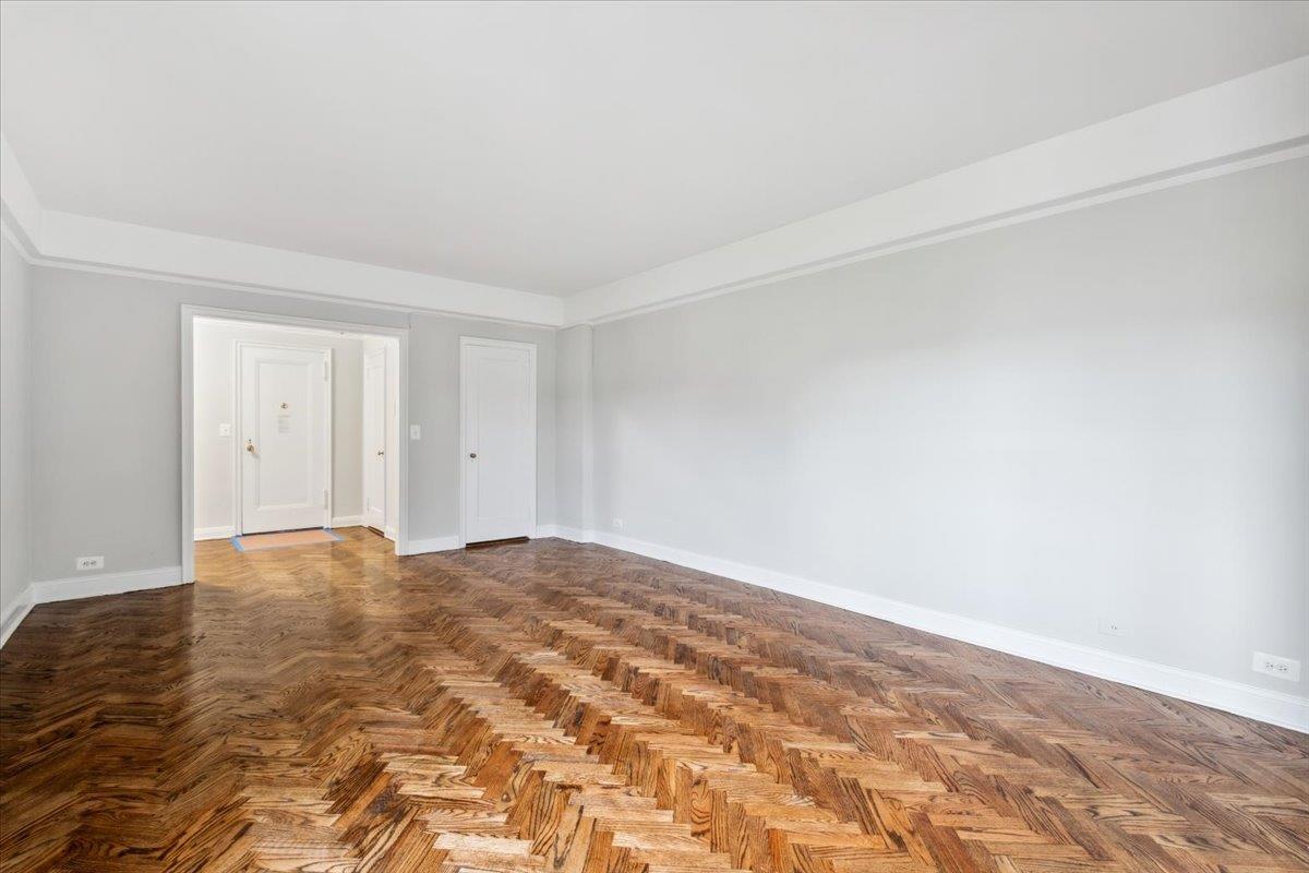 45 Popham Road 3J