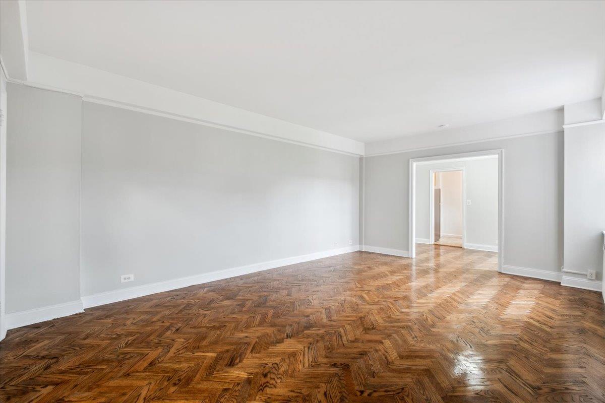 45 Popham Road 3J