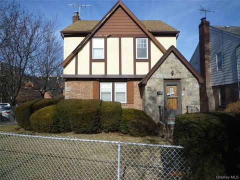 141-11 Booth Memorial Avenue Flushing NY 11355