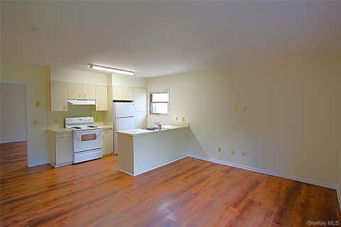 Apartment For Rent - 3115 Albany Post Road #2<br/> Buchanan, NY 10511