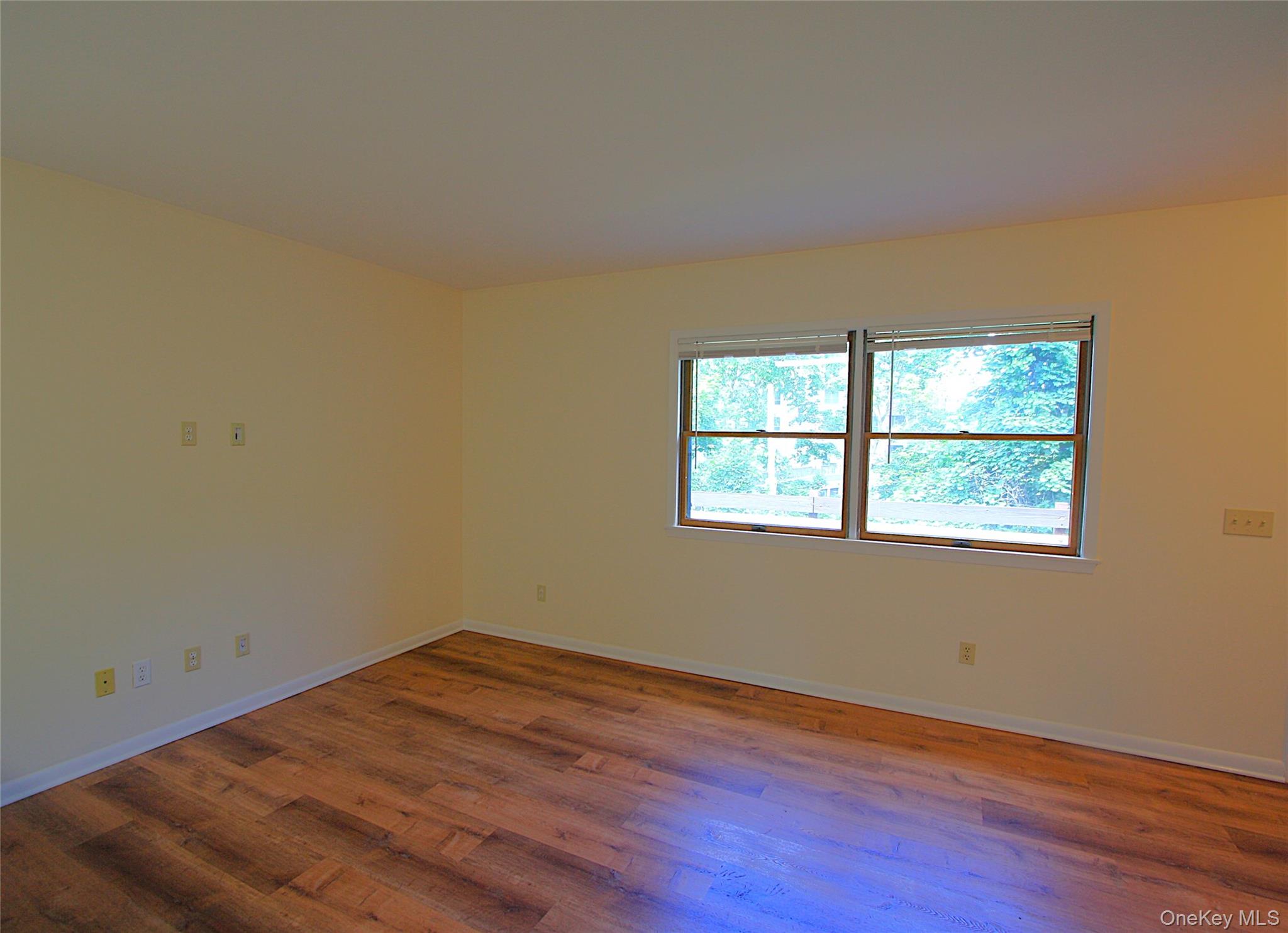 3115 Albany Post Road 2