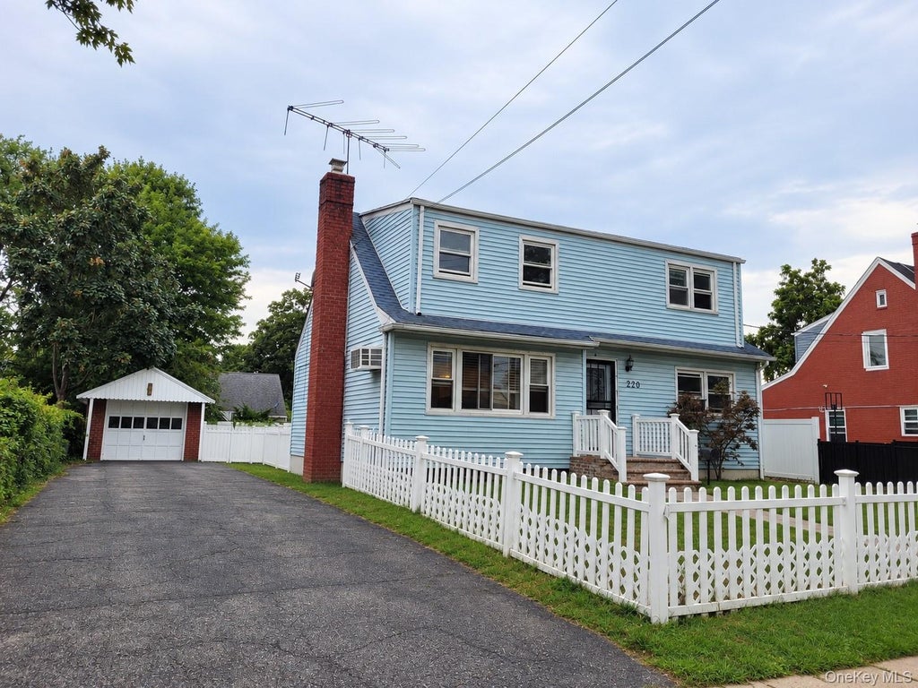 Photo of 220 Lehrer Avenue, Elmont, NY 11003 (MLS # 1049326)