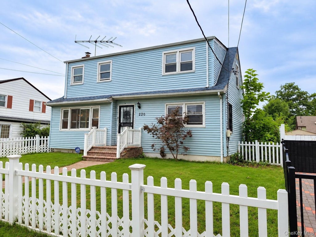 Photo of 220 Lehrer Avenue, Elmont, NY 11003 (MLS # 1049326)
