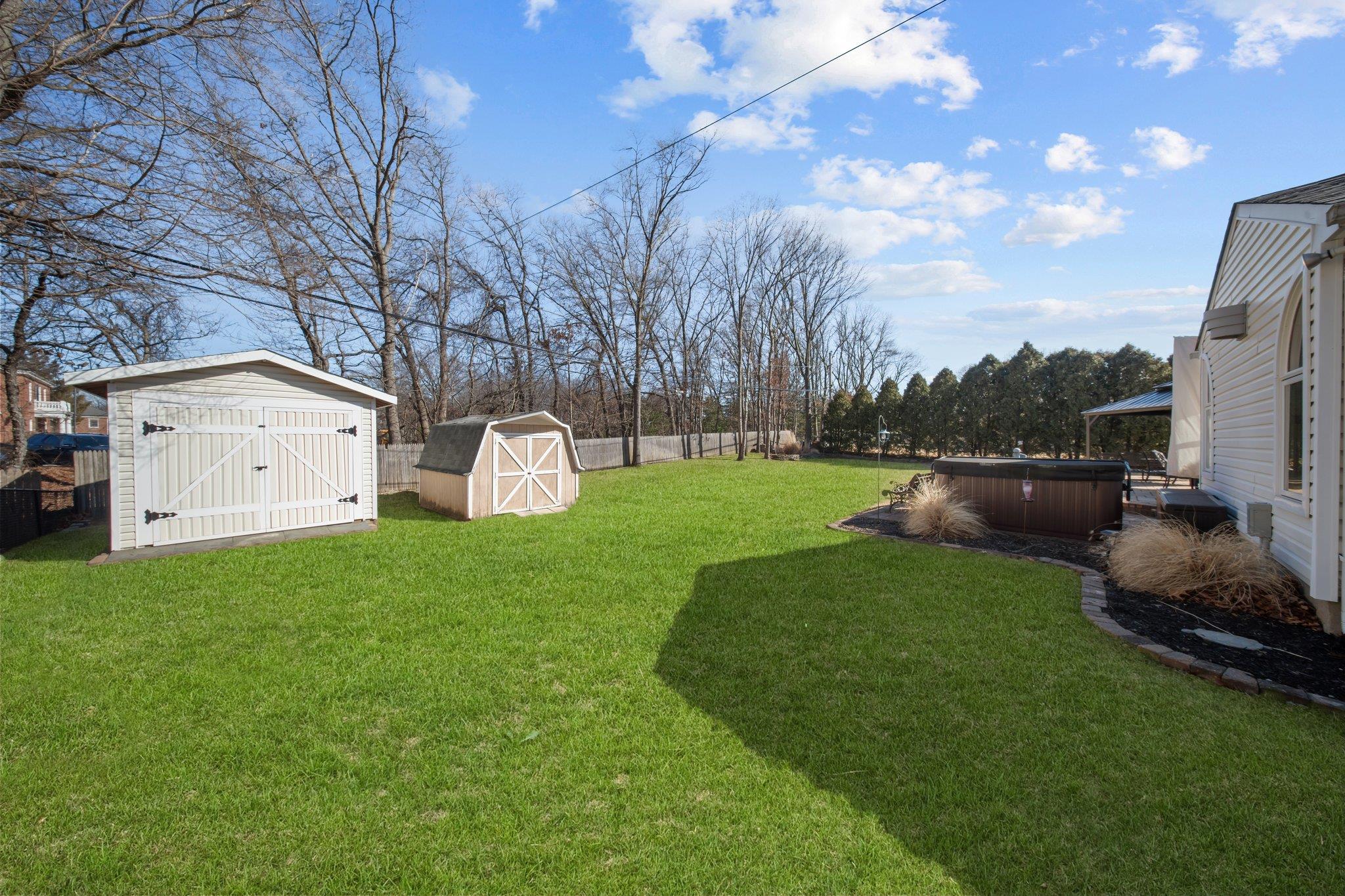 3 Hopewell Drive, Stony Brook, New York image 28