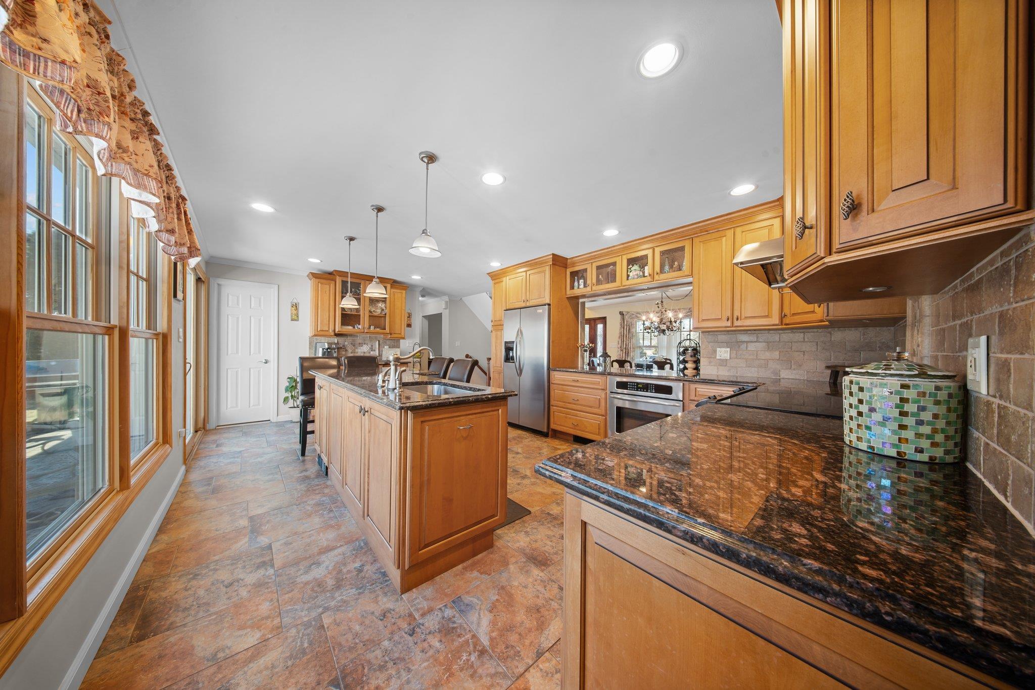 3 Hopewell Drive, Stony Brook, New York image 9