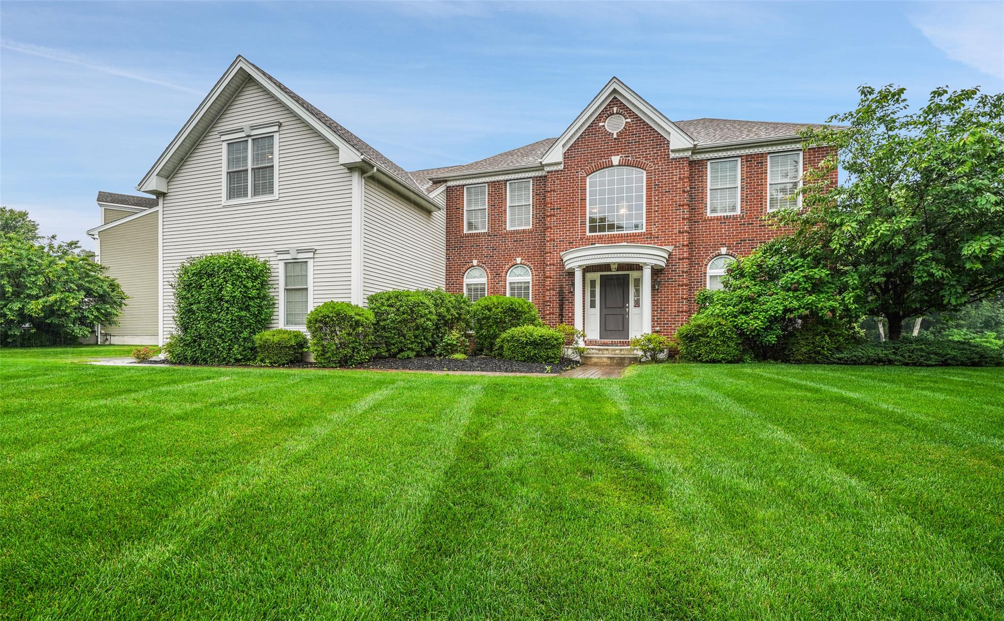 Chestnut Street, Hopewell Junction, New York - 5 Bedrooms  
4 Bathrooms  
12 Rooms - 