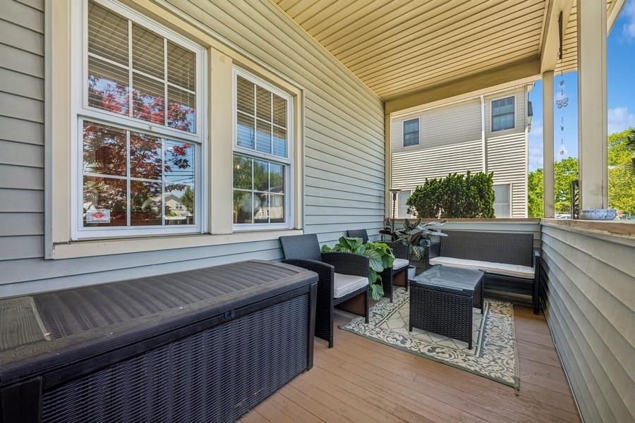 2660 Rosebud Avenue, Merrick, New York image 2