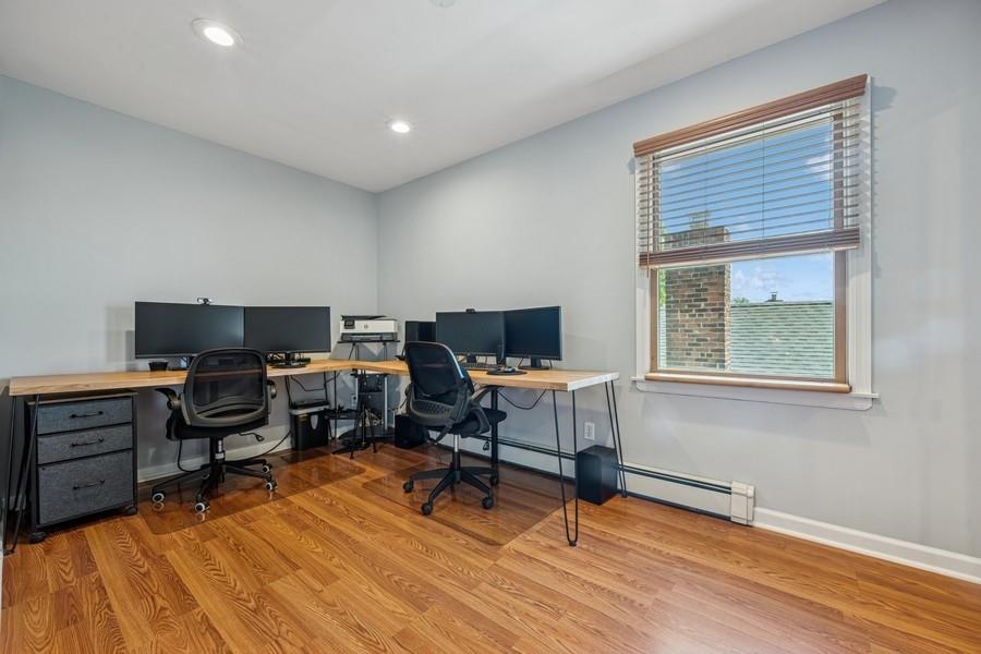 2660 Rosebud Avenue, Merrick, New York image 18