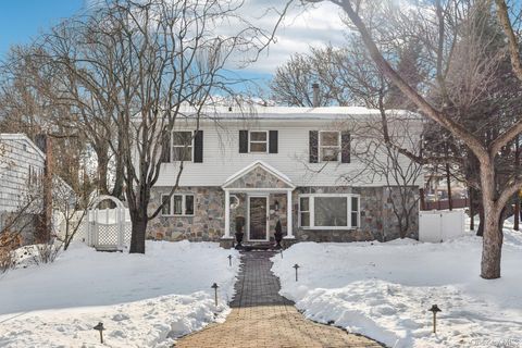 56 Hewitt Avenue Bronxville NY 10708