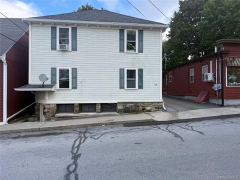 Apartment For Rent - 134-138 Church Street<br/> Millbrook, NY 12545