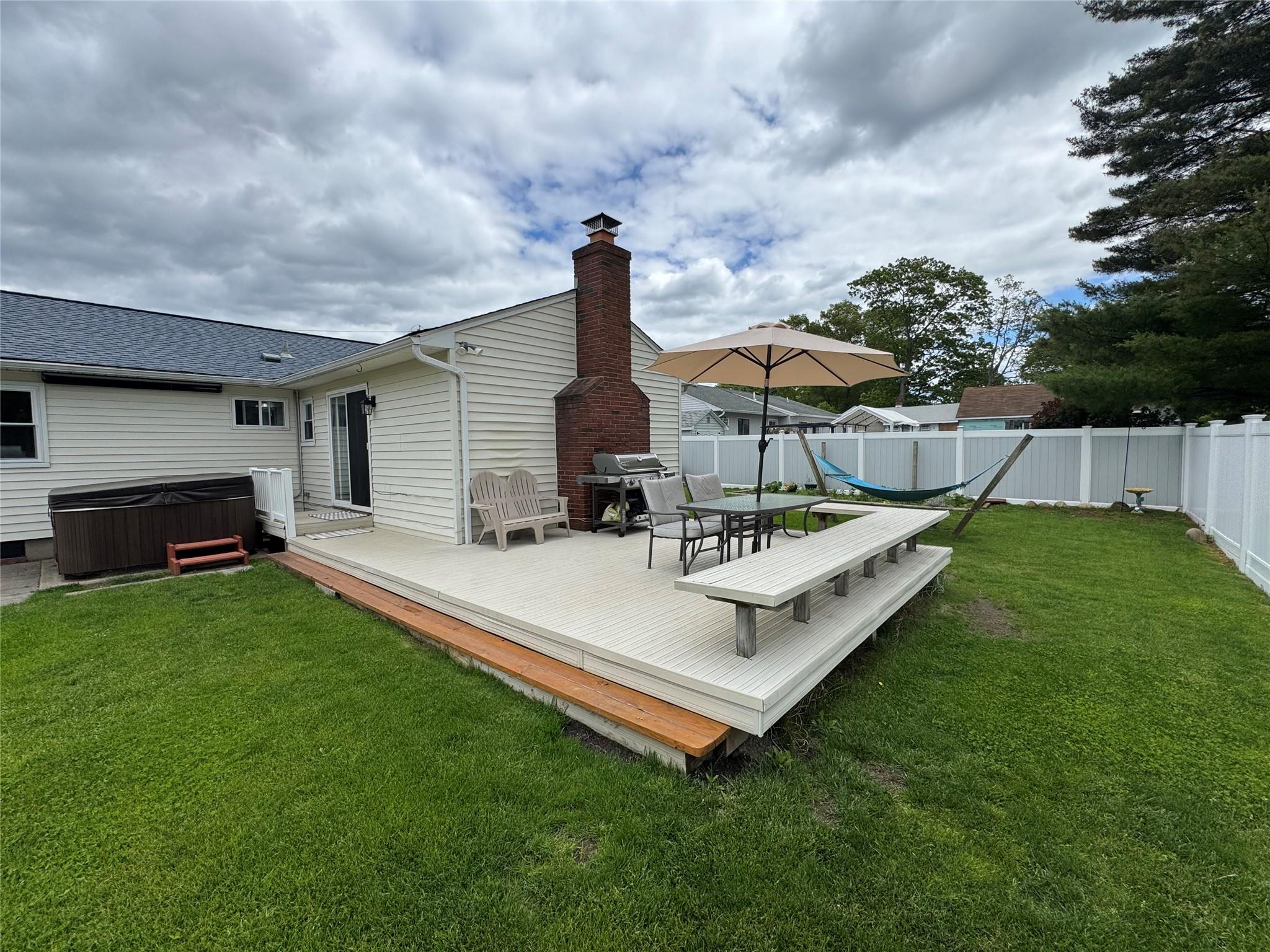 46 Jackson Street, East Islip, New York image 21