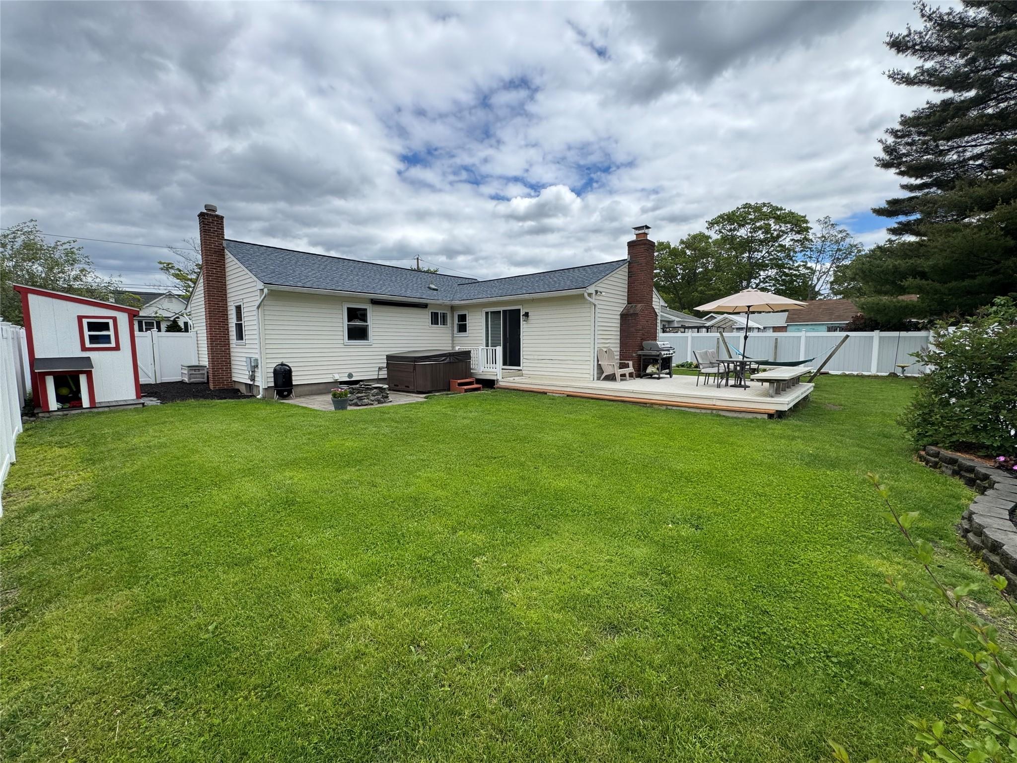 46 Jackson Street, East Islip, New York image 20